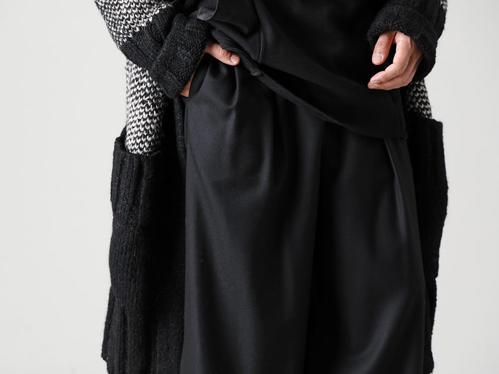 ブランド名 2022-23AW 見出し2  - GE-K04-152 Beige - ロング ショール カーディガン Beige - ニー ワイドパンツ ブラック - RB-443-Deep-Black - クライミングジャージー ディープ ブラック 2-004