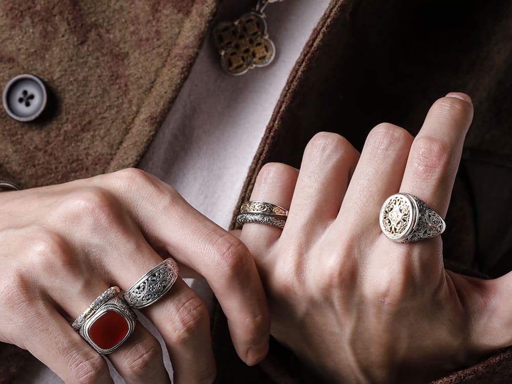 UMA WANG - UMA WANG 22-23AW (Fall/Winter) - Coat-like semi-double jacket that is easy to handle this season - GP3-GP3 - Cross pendant - GN1-70-GN1-70 - Handmade chain necklace 70cm - GB11-GB11 - Chain bracelet GR19-GR19 - Mediterranean oval shape ring - GR43-GR43 - Arethusa ring - GR31-carnelian-GR31 - Classic ring carnelian - GR44-GR44 - Band ring silver - GR41-GR41 - Band ring silver gold - GR23-GR23 - Mediterranean ring 2-006