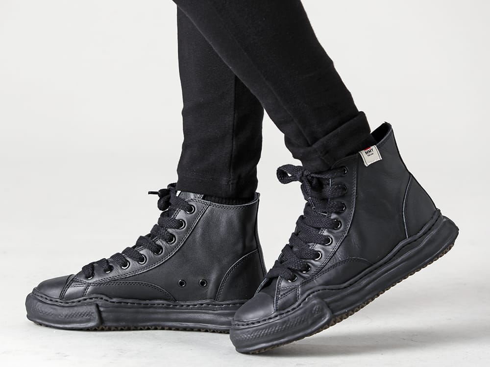 Maison MIHARAYASUHIRO 2022-23AW Bush Easy Jersey pants are ankle-length pants with a simple shape and cargo pockets. - RB-430-Deep-Black - Bush Easy Jersey Deep Black - A06FW735-black-black - Original sole leather hi-top sneaker Black / Black Black / Black 3-003