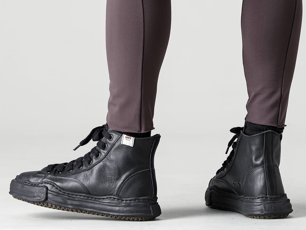 Maison MIHARAYASUHIRO 22-23AW The vintage twill look gives a military feel - RB-440-Heat Effect Leggings Selenium Gray - A06FW735-Original sole leather hi-top sneaker Black / Black 3-004