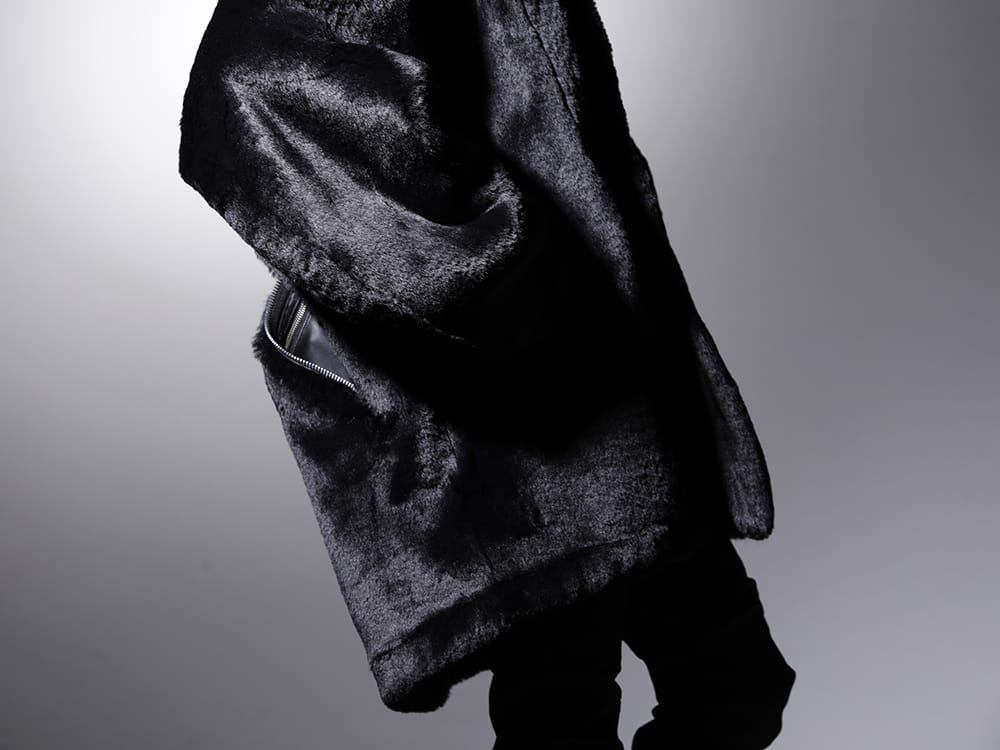 タカヒロミヤシタ ザソロイスト 2022-23AW - ブランドらしいジップディテールとインナーでアクセントを加えるシャツ - sj.0012AW22(ダブルジップ バルーンシェイプド フェイクファー コート) - 2-005