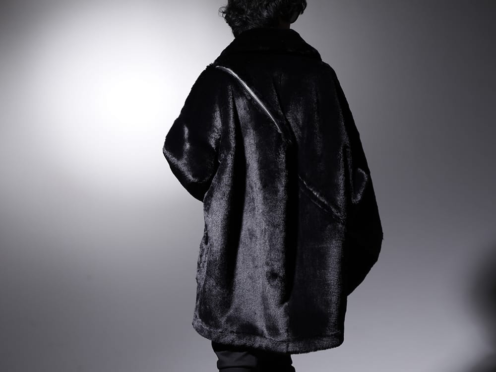 タカヒロミヤシタ ザソロイスト 2022-23AW - ブランドらしいジップディテールとインナーでアクセントを加えるシャツ - sj.0012AW22(ダブルジップ バルーンシェイプド フェイクファー コート) - 2-010