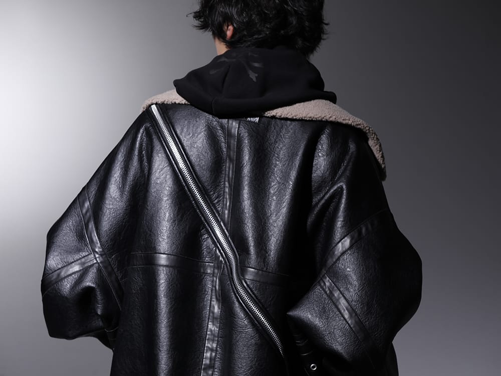 タカヒロミヤシタ ザソロイスト / フェノメノン 2022-23AW - 今季を象徴するデザインが特徴のヘビーアウター - sj.0013AW22(ダブルジップ バルーンシェイプド フェイクムートン フライトジャケット) ILLCS22A-034-Black(マスターマインド・ワールド × フェノメノン マルチコード ジップアップ フーデッド (PHMN Original 2008) ブラック) - 2-008