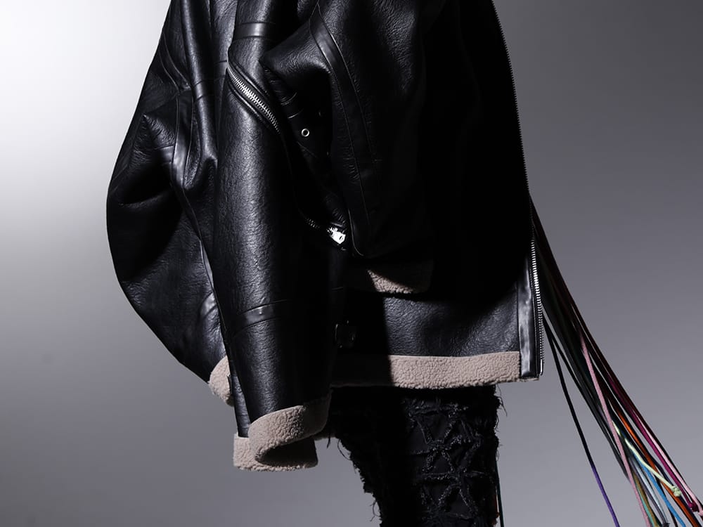 タカヒロミヤシタ ザソロイスト / フェノメノン 2022-23AW - 今季を象徴するデザインが特徴のヘビーアウター - sj.0013AW22(ダブルジップ バルーンシェイプド フェイクムートン フライトジャケット) ILLCS22A-034-Black(マスターマインド・ワールド × フェノメノン マルチコード ジップアップ フーデッド (PHMN Original 2008) ブラック) - 2-009