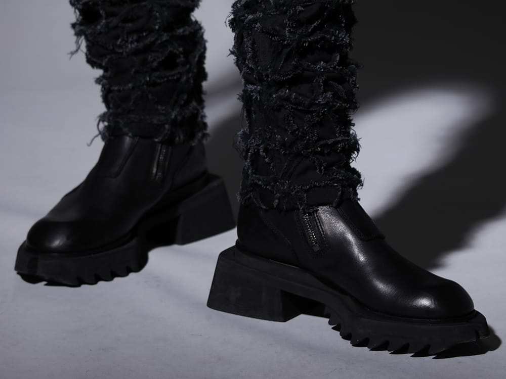 ユリウス 2022-23AW - こだわり抜かれたデニムパンツが満を持して復刻 - 797FWM1(カウレザー サイド ジップアップ ブーツ) - 3-005