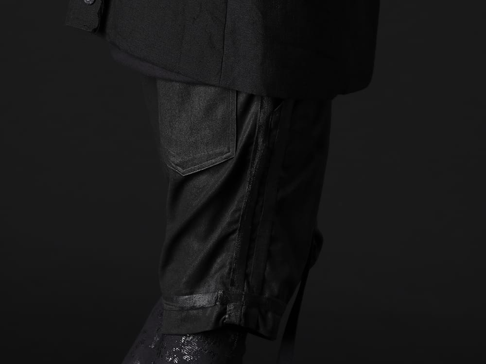 キリュウキリュウ 2022-23AW - 全面コーティングにより、ハードな雰囲気の作品へ - KO-HP33TP-904(コーティング ハイテンションジャージー サルエル テープショーツ) - 3-005