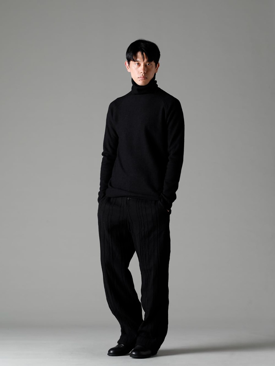NOUSAN(ノウザン) 22-23AW 同生地のブラックセットアップスタイルで - 22C-41SHJ-MMD ラインド シャツ ジャケット - クラッシック ヘリング ボーン - TTW-wn ウール ボトルネックニット ブラック - linea-preatwool プリーツド ウール ワイド パンツ - 788Z_H バックジップブーツ ダブルソール - ホース フルグレイン レザー 3-003