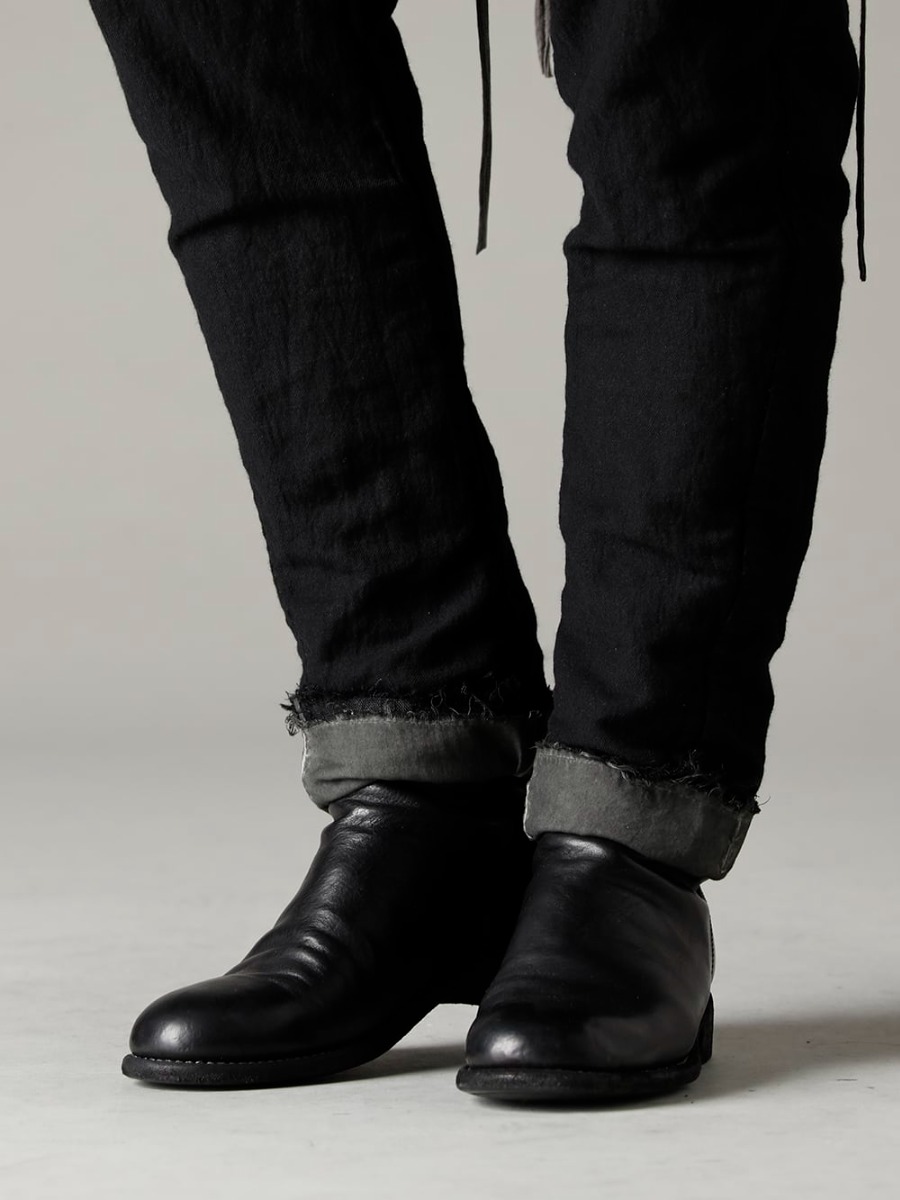 masnada(マスナダ) 22-23AW(秋冬) 取り外し可能なライニング付きパンツ - M2913 ライニング バギー パンツ - 788Z_H バックジップブーツ ダブルソール - ホース フルグレイン レザー  4-001