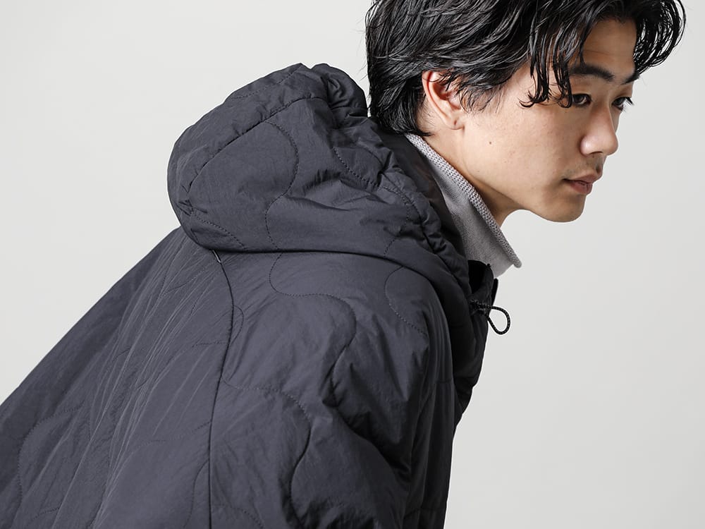 LANTERN 2022-23AW Pullover type military poncho with wave-quilted outer fabric with padding  - MMA-LAN-PO01-Black - Heating Poncho Black - RB-424-Ice-Gray - Pull Over Jersey Ice Gray 2-004