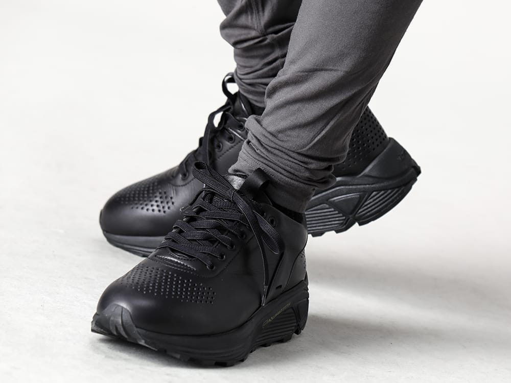 SUNCORE 2022-23AW ︎Transform your leggings style with charcoal gray of modal jersey leggings. - Military Short Pants Black - RB-420-C.Gray - Modal Jersey Leggins C.Gray - SCV186C016 Black - Night Run Light Black 3-003