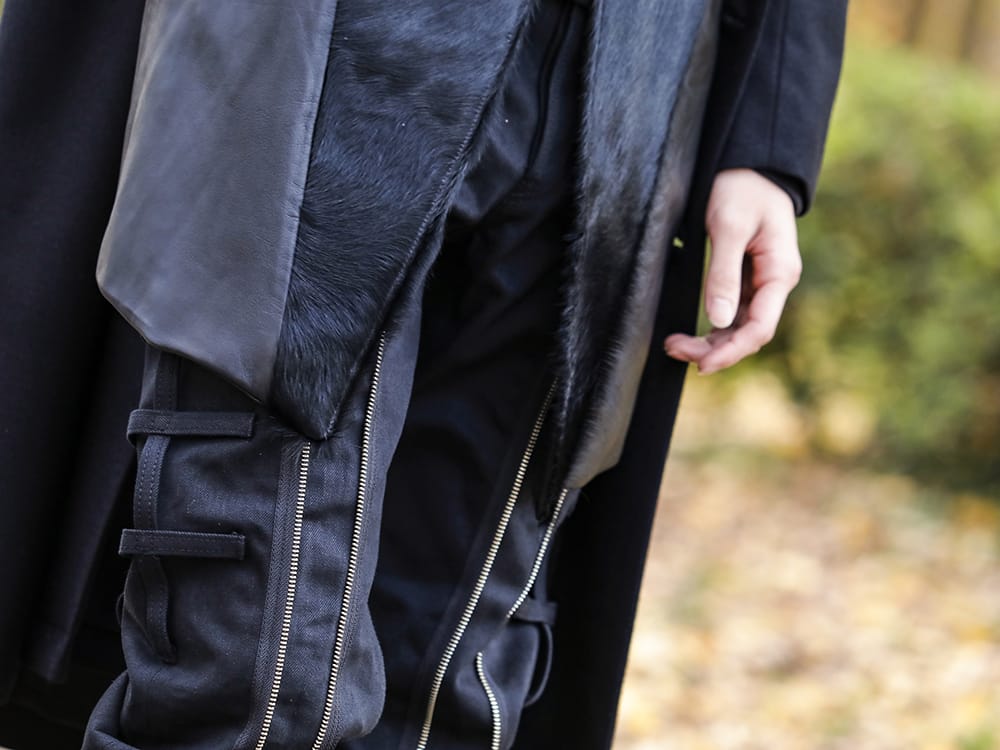 TAKAHIROMIYASHITATheSoloist. 2022-23AW - Denim pants with an eye-catching front zip - sp.0013AW22(bondage jean.) - 3-004