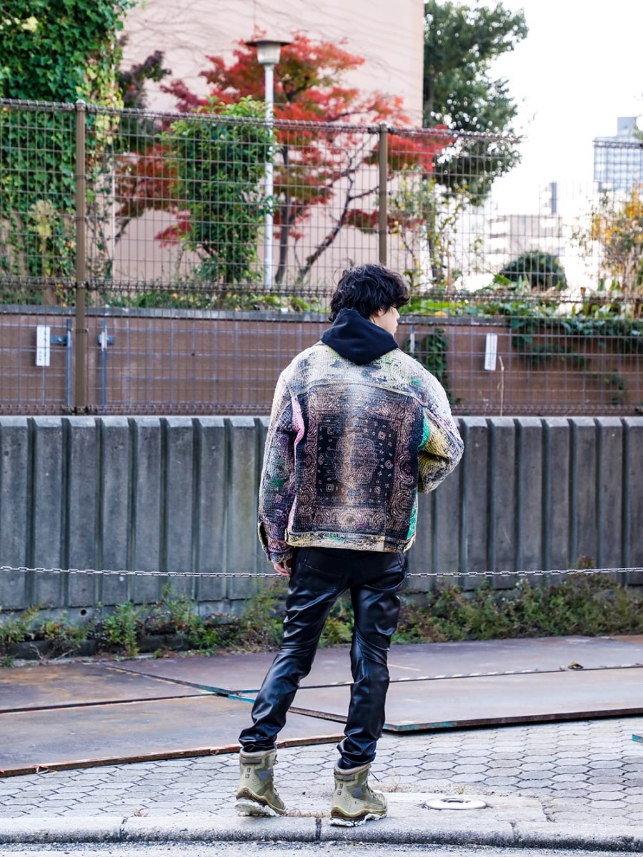 プロレタ リ アート / ガラアーベント / パーツ オブ フォー / ユリウス / イレブン バイ ボリス ビジャン サベリ 2022-23AW - 男臭さを感じる無骨なカジュアルスタイル - UROBOROS-DENIM-JACKET-MULCH-XL-22-23AW(デニムジャケット 2nd タイプ ビーズ付き) 87407705-black(ミドル裏毛 タメージフーディー ブラック) R-198-MA+BAQ(Talisman necklace SPECIMEN Brandberg Amethyst Quartz) 807PAM8(シンセティックレザー プレザー インダイレクトパンツ) BOOT2-GTX-WH-LR-ALL-WEHR-GRUN(BOOT2 GTX WH/LR/ALL WEHR GRÜN) - 1-004