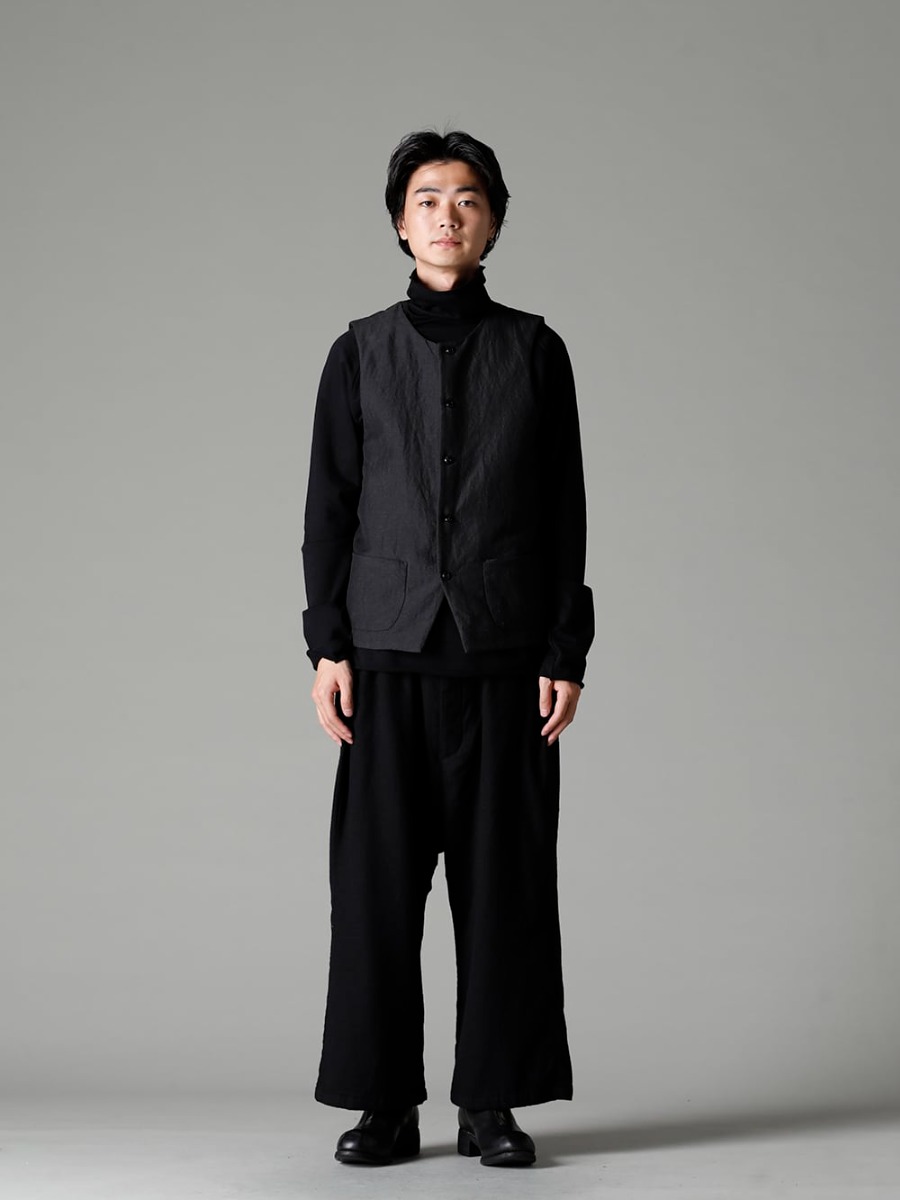 NOUSAN(ノウザン) 22-23AW(秋冬) 実用性を兼ね備えたクルーネックタイプ -  crew-neck-gilet-padding パディング クルーネック ジレ - TTC-swcm-blk コットンボトルネック ブラック - Bretagne-pants-Long-Wool-Black ブルターニュ パンツ ロング ウール ブラック - PL0FZ オーソピーディック デコルテ シューズ ダブルソール ホース フルグレイン - PL0FZ