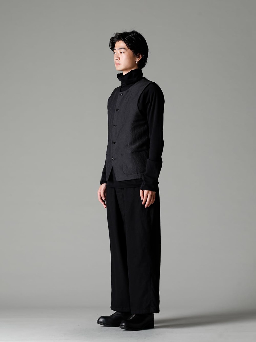 NOUSAN(ノウザン) 22-23AW(秋冬) 実用性を兼ね備えたクルーネックタイプ  - crew-neck-gilet-padding パディング クルーネック ジレ - TTC-swcm-blk コットンボトルネック ブラック - Bretagne-pants-Long-Wool-Black ブルターニュ パンツ ロング ウール ブラック - PL0FZ オーソピーディック デコルテ シューズ ダブルソール ホース フルグレイン - PL0FZ 2-001