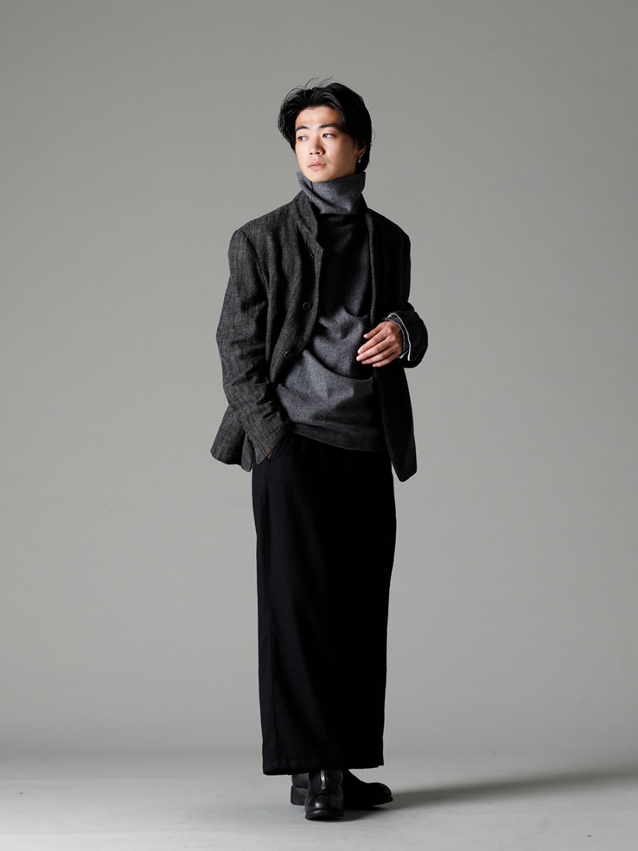 Forme D’expression(フォルメ デ エクスプレッション) 22-23AW(秋冬)  生地にこだわりを持ってパターンメイク - UG061-354G ショート ジャケット - TTC-wmpl-Grey-Beige イタリア マペル ウールニットボトルネック グレーベージュ - Bretagne-pants-Long-Wool-Black ブルターニュ パンツ ロング ウール ブラック - PL0FZ オーソピーディック デコルテ シューズ ダブルソール ホース フルグレイン - PL0FZ 1-003