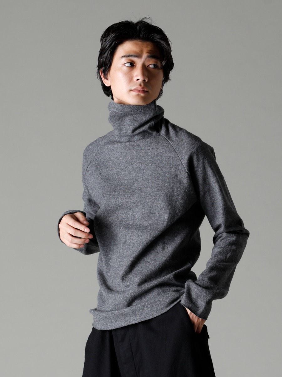 Forme D’expression(フォルメ デ エクスプレッション) 22-23AW(秋冬) らしさのあるアイテムを身に纏う - TTC-wmpl-Grey-Beige イタリア マペル ウールニットボトルネック グレーベージュ 3-004