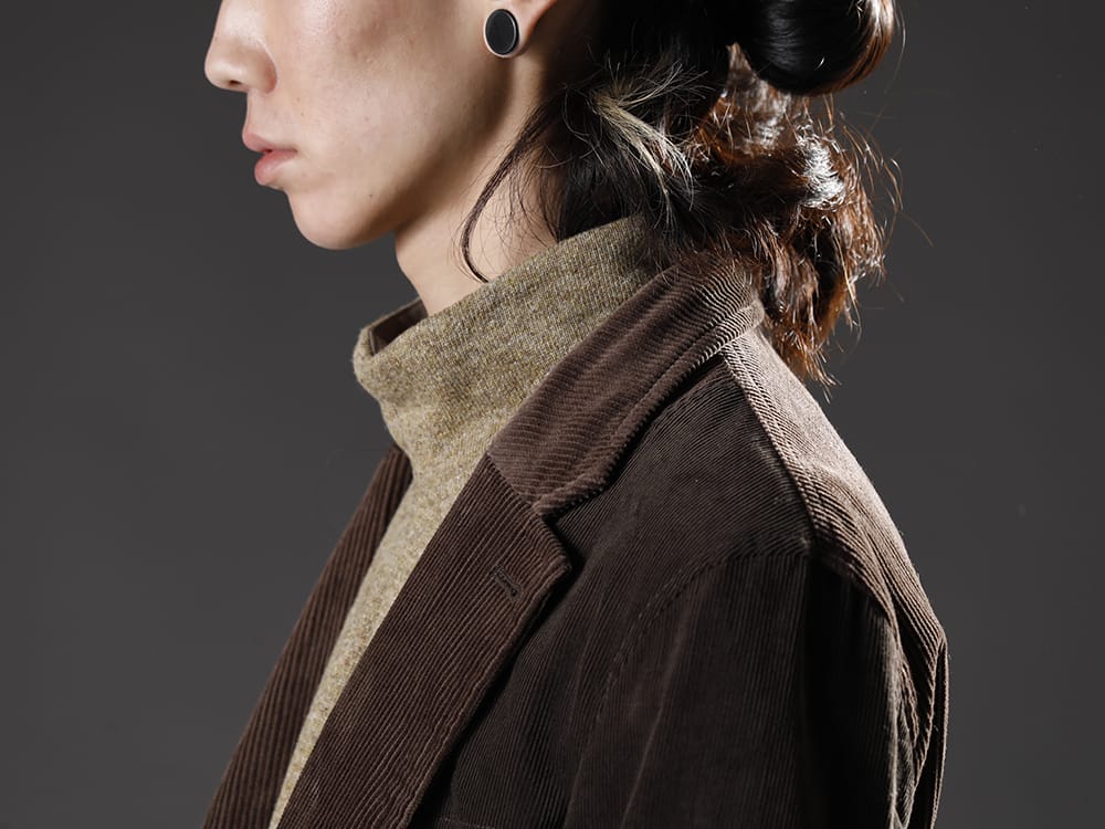 ザ ヴィリディアン 2022-23AW - コーデュロイ素材で秋冬シーズンの雰囲気を感じれるテーラードジャケット - VI-3520-06(コーデュロイ ジャケット) VI-3533-01-Beige(綿ウール裏毛 ハイネックプルオーバー ベージュ) - 2-005