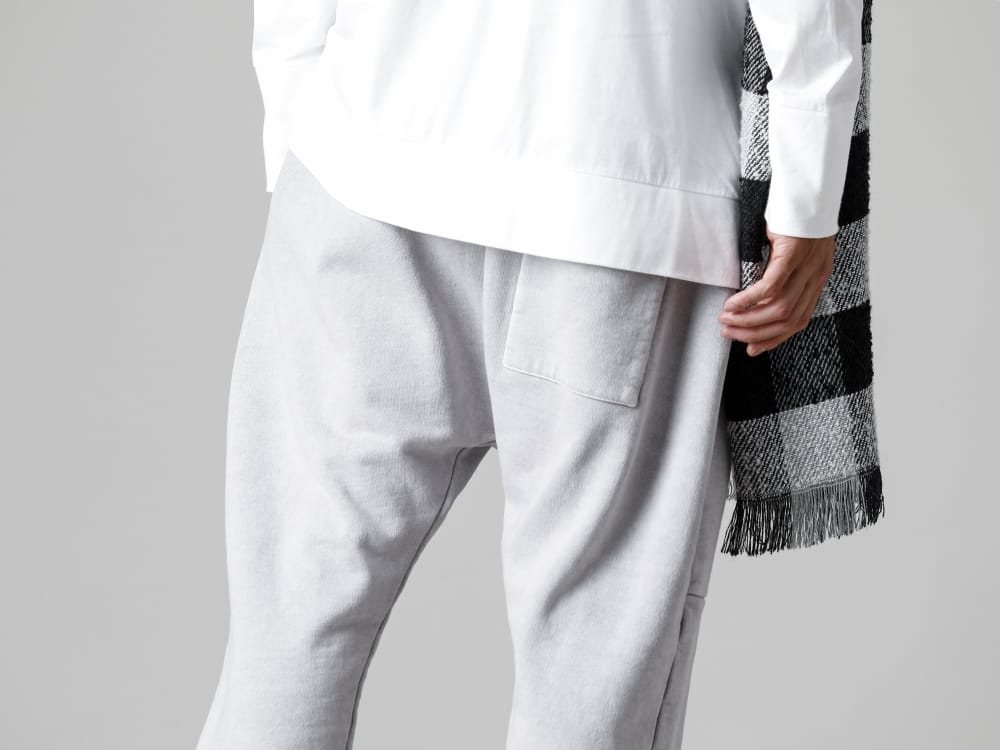 RIPVANWINKLE 2022-23AW Pants are cold-dyed VORTEX SPINNER lined pants made by a spinning method called VORTEX SPINNER. - RB-431-Ice-Gray - Solid jersey Ice Gray- RW-416 Khaki - Moc Trainer Khaki 3-004