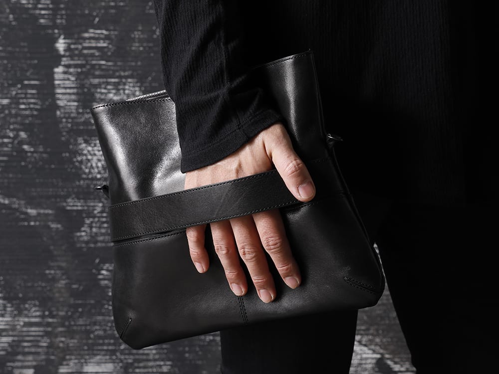 PATRICK STEPHAN 2022-23AW - The leather bag is a gift that will grow in love with you as it ages. - 162ABG09(Leather poche enveloppe) - 2-004