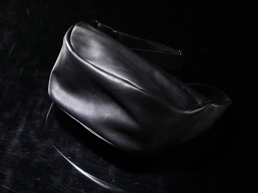PATRICK STEPHAN 2022-23AW - The leather bag is a gift that will grow in love with you as it ages. - 194ABG02(Leather waist bag demi cercle 19) - 2-005