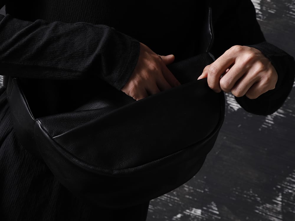 PATRICK STEPHAN 2022-23AW - The leather bag is a gift that will grow in love with you as it ages. - 194ABG02(Leather waist bag demi cercle 19) - 2-008