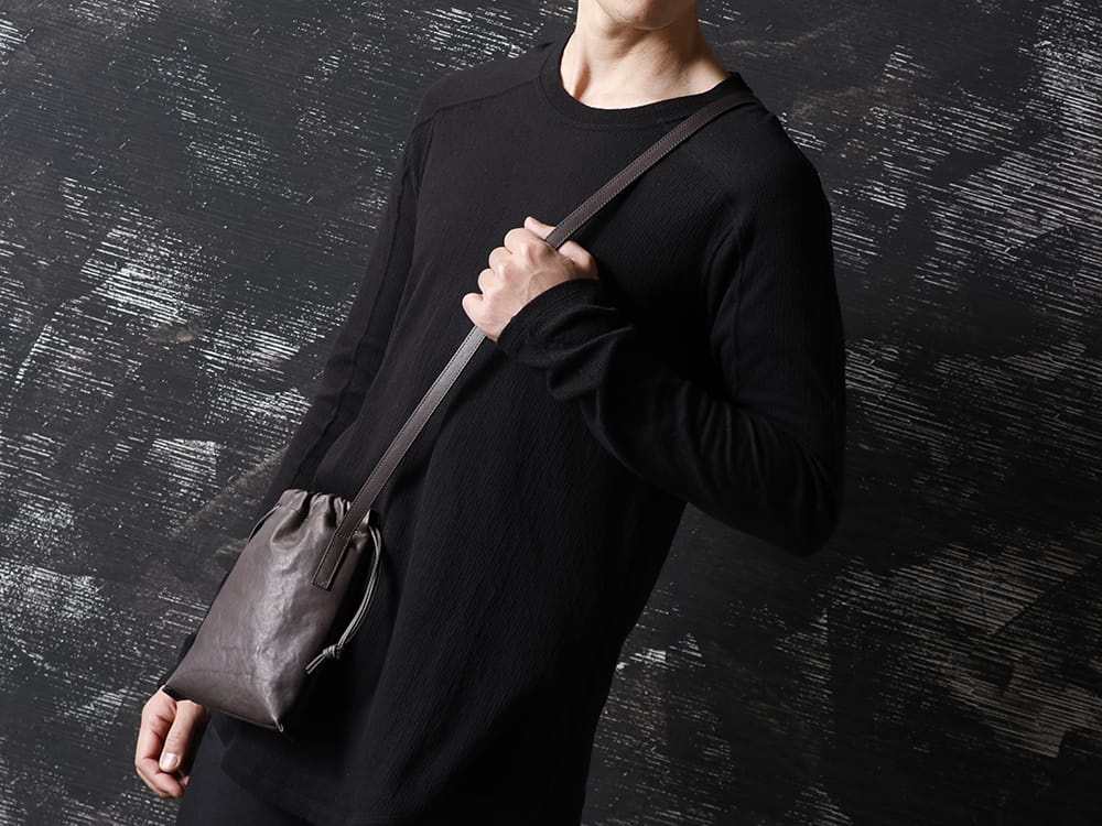 PATRICK STEPHAN 2022-23AW - The leather bag is a gift that will grow in love with you as it ages. - 203ABG01-C.Gray(Leather cell phone bag drawstring C.Gray) - 2-010