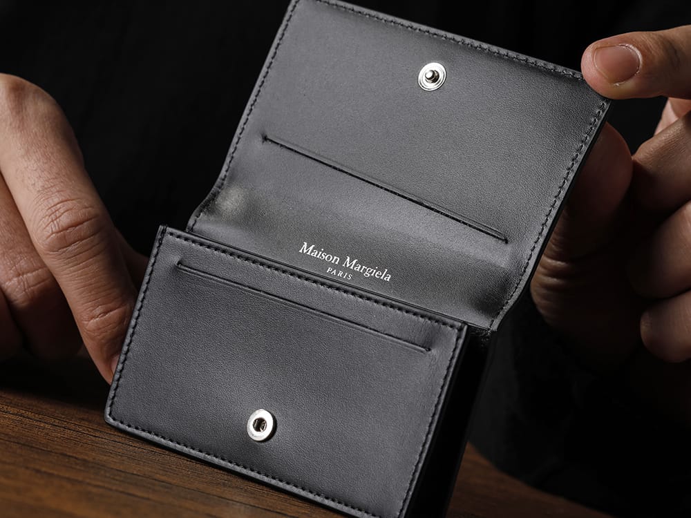 Maison Margiela 2022-23AW A business card case that's easy to use and has plenty of storage space, perfect for new adults!  - SA3VX0005 - Business Card Case 2-001