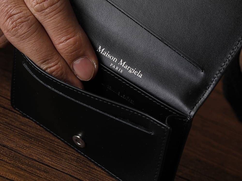 Maison Margiela 2022-23AW A business card case that's easy to use and has plenty of storage space, perfect for new adults!  - SA3VX0005 - Business Card Case 2-002