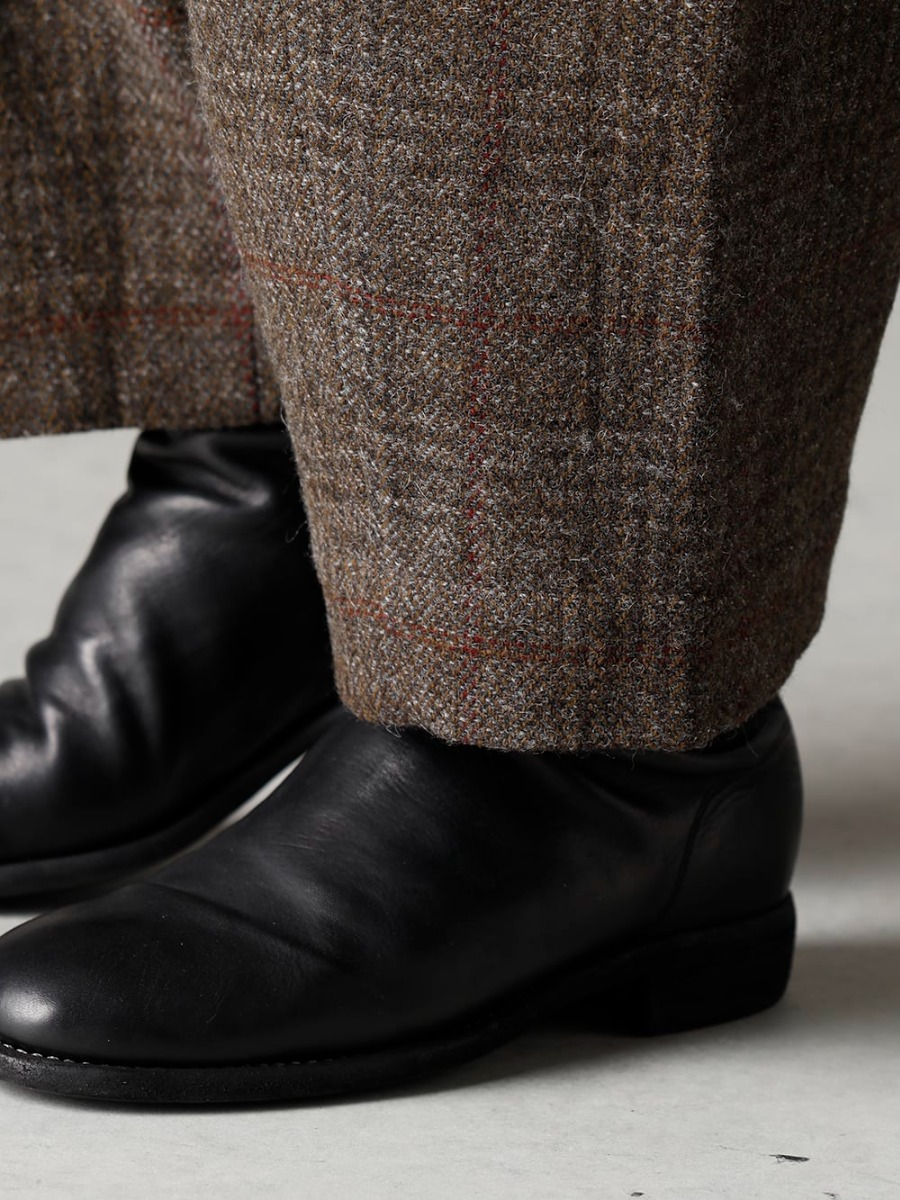 Bergfabel(バーグファベル) 22-23AW(秋冬) メリハリと統一感を意識してコーディネート - 0M2230532 フロントプリーツドロップドクロッチトラウザーズ - 988X バックジップミドルブーツ - ホースフルグレインレザー - 988X 3-004