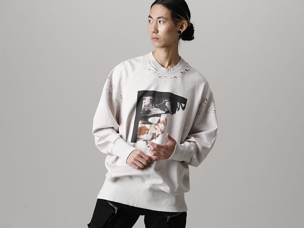 JULIUS 2022-23AW - The third delivery items from the JULIUS 2023PS collection are now available! Available in stores and mail order from now! - 807CUM4-Plaster(Cotton Sweat Damaged Pullover Plaster) - 2-009