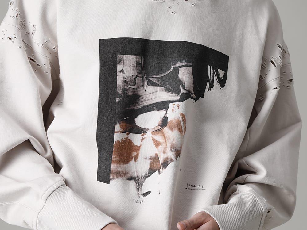 JULIUS 2022-23AW - The third delivery items from the JULIUS 2023PS collection are now available! Available in stores and mail order from now! - 807CUM4-Plaster(Cotton Sweat Damaged Pullover Plaster) - 2-011
