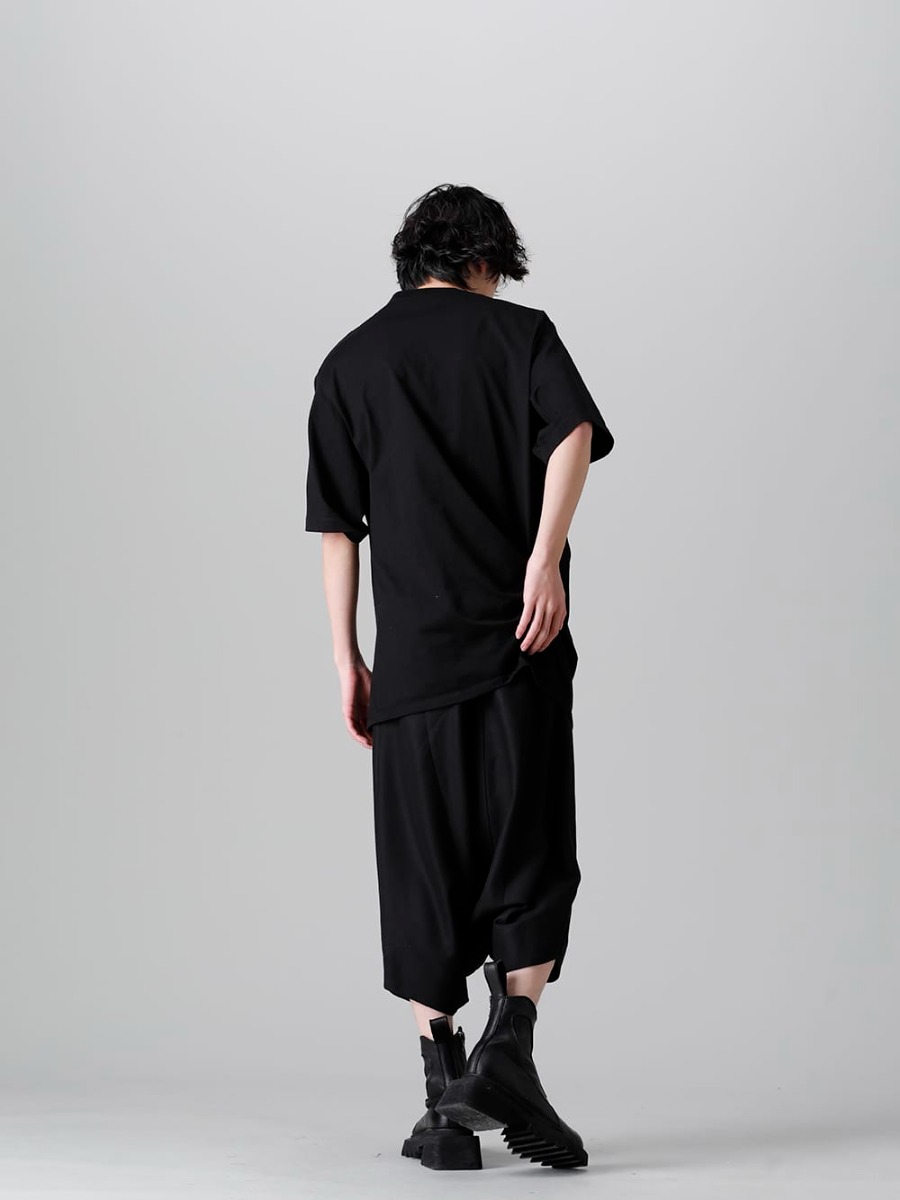 JULIUS 2022-23AW - The third delivery items from the JULIUS 2023PS collection are now available! Available in stores and mail order from now! - 807PAM4(Wool/Rayon Gaba Prism Sarrouel Pants) - 3-002
