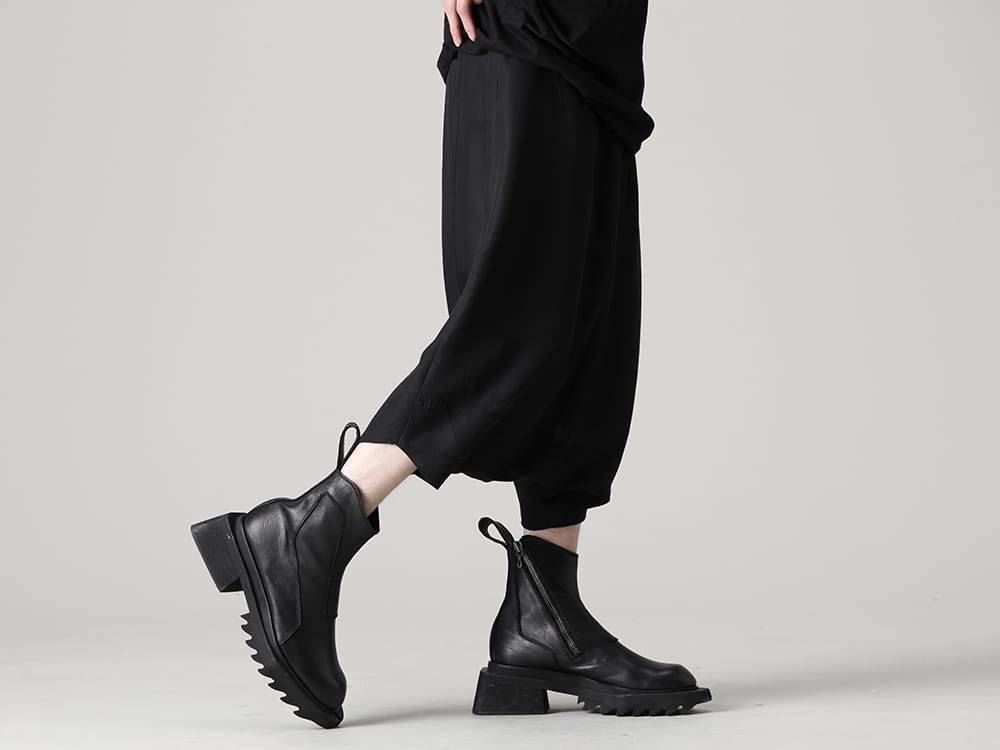 JULIUS 2022-23AW - The third delivery items from the JULIUS 2023PS collection are now available! Available in stores and mail order from now! - 807PAM4(Wool/Rayon Gaba Prism Sarrouel Pants) - 3-004