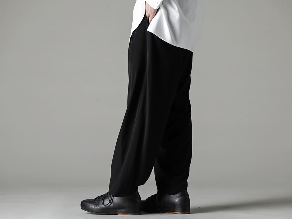 Yohji Yamamoto-ヨウジヤマモト 2022SS(春夏) Yohji Yamamoto-ヨウジヤマモト - 2022SS(春夏) collection Style #3 3-005