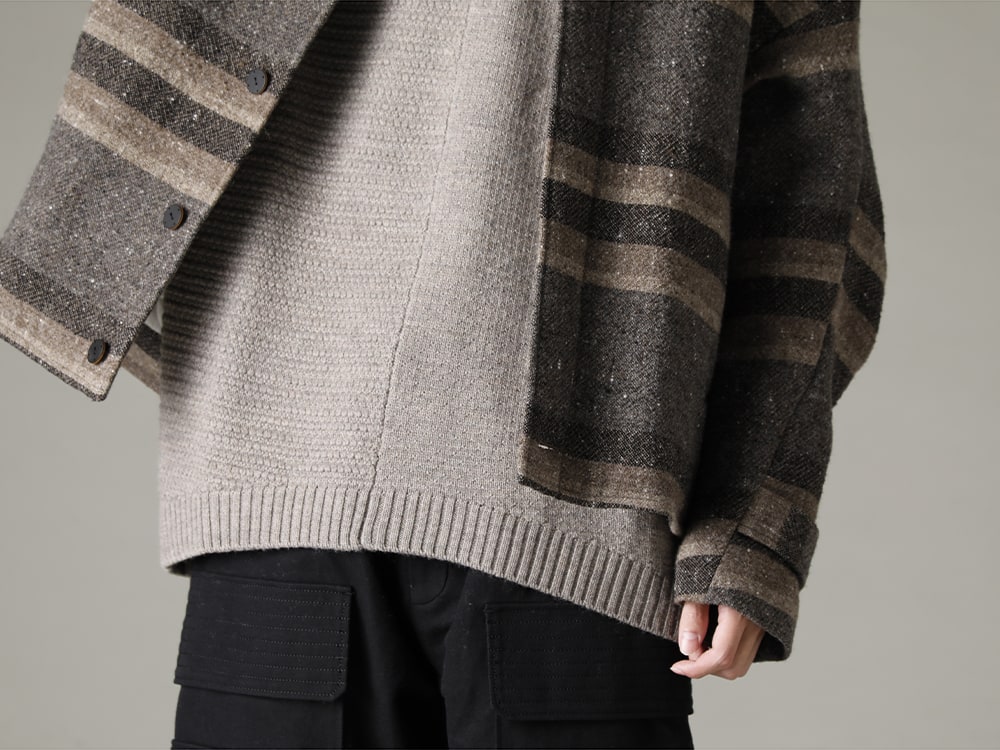 DEVOA 22-23AW Harmony of balance between design and fabric atmosphere  - JKI-CBS High neck jacket striped wool KTS-MLP-Melange-Gray Pullover Knit Merino Wool Melange Gray 2-006