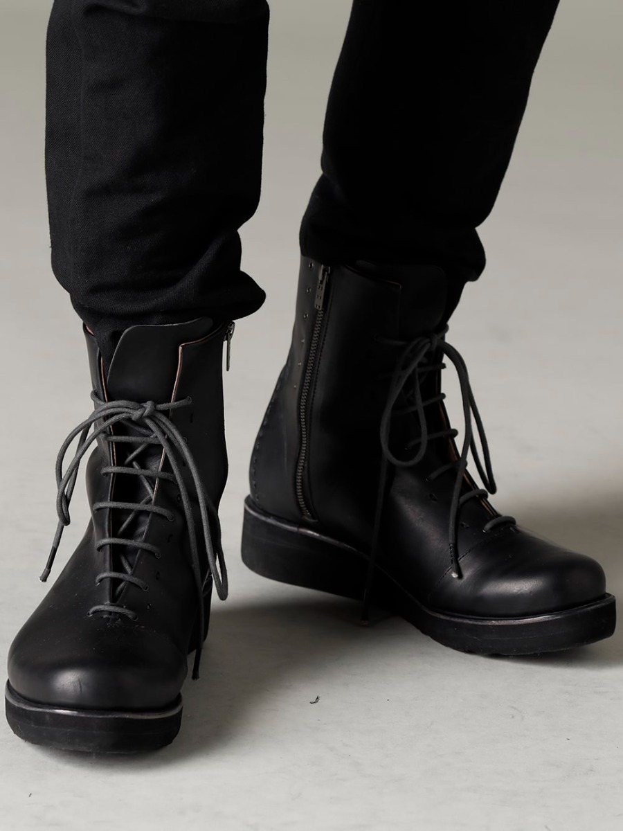 DEVOA 22-23AW An item that is fun to wear and enjoy the process of aging. -  PTN-LCG-Black Cargo Pants Cotton/Linen Black FW-LMM Leather boots 3-003