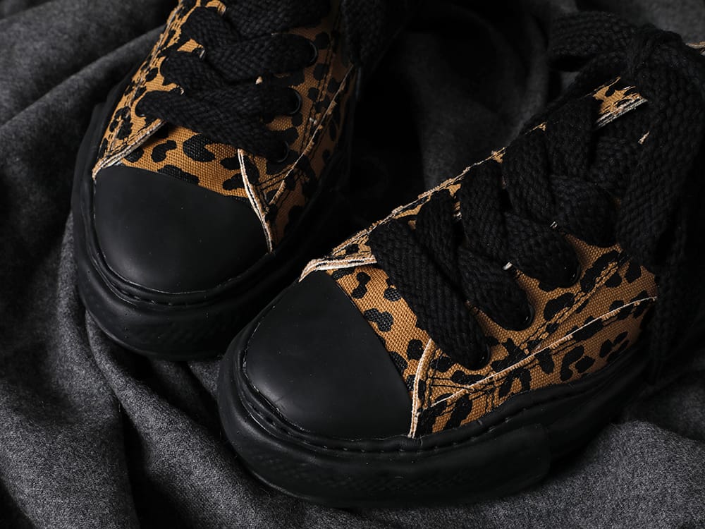 Maison MIHARAYASUHIRO - メゾン ミハラヤスヒロ 23SS -PETERSON Low- original sole canvas sneakers Leopard Brown 2-002