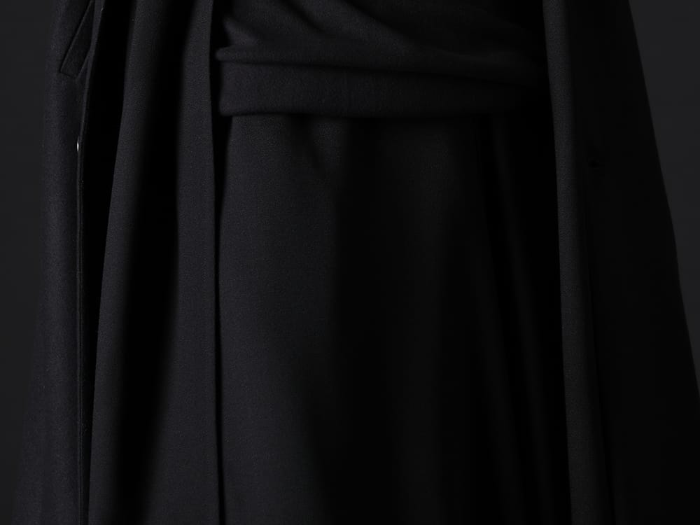 クジャク 2022-23AW - ワイドシルエットのパンツを合わせAラインを演出。 - KJ-22AW22(ヒルガオ パンツ) - 4-004