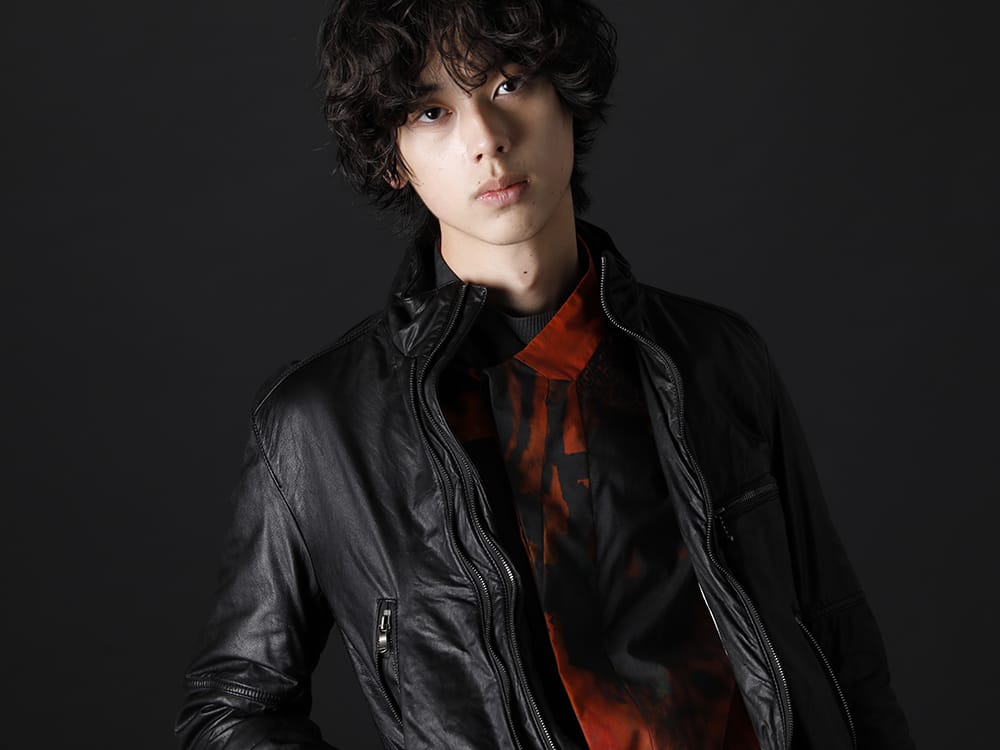 ザ ヴィリディアン / ユリウス 2022-23AW - タイトでThe Viridi-anneらしさのあるレザージャケット。 - VI-3504-06-Black(ゴートレザー ジャケット ブラック) 787SHM2-P(DUSK プリズム カットシャツ) - 2-004