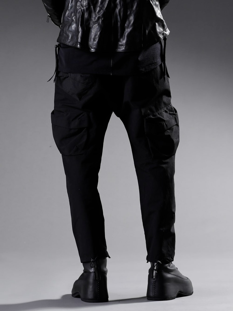 The Viridi-anne D.HYGEN  22-23AW Designed to be useful in any season -  VI-3509-04-Black Tactical Pants Black VI-3554-09 Inheel Boots 3-003