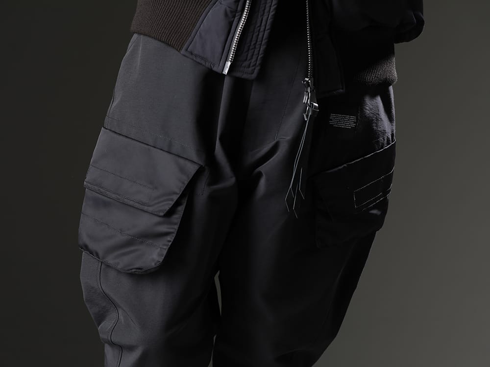 ユリウス 2022-23AW - 万能なアイテム且つ、デザイン性も感じるカーゴパンツ。 - 807PAM1-Black(コットンスウェット サルエルパンツ ブラック) - 3-005