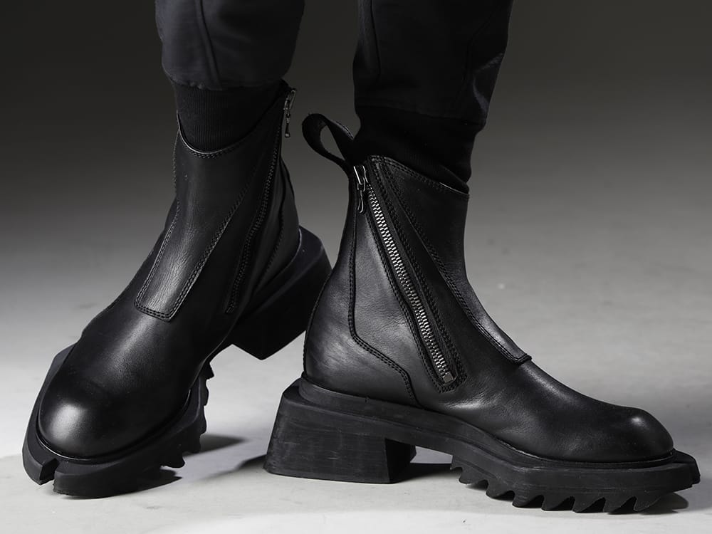 ユリウス 2022-23AW - 万能なアイテム且つ、デザイン性も感じるカーゴパンツ。 - 797FWM1(カウレザー サイド ジップアップ ブーツ) - 3-008