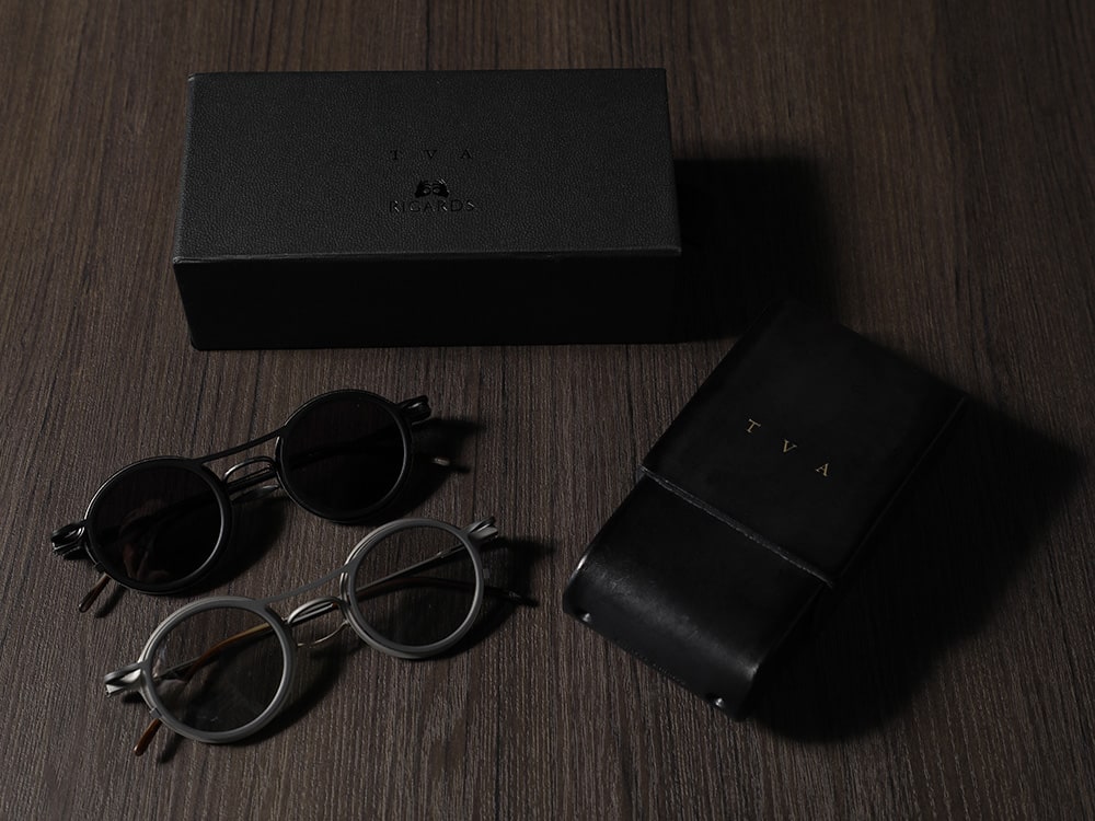 The Viridi-anne(ザ ヴィリジアン) RIGARDS(リガーズ) 22-23AW(秋冬)  RG2001TVA - リガーズ コラボレーション サングラス ヴィンテージブラック+ブラック / クリアー+D.グレー レンズ ガーズ コラボレーション サングラス グレー+グレー / L.ミラー 1-001