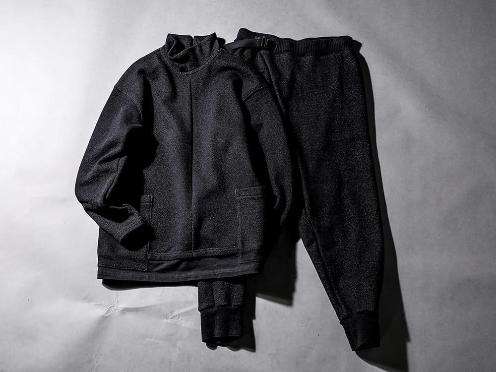 The Viridi-anne - ザ ヴィリジアン 22-23AW - The Viridi-anne 綿ウール裏毛素材を使用したアイテムを紹介。 真冬のコーディネートに最適な綿ウール裏毛シリーズ - VI-3533-01-Black - 綿ウール裏毛　ハイネックプルオーバー - VI-3535-04 - 綿ウール裏毛　ドロップクロッチパンツ