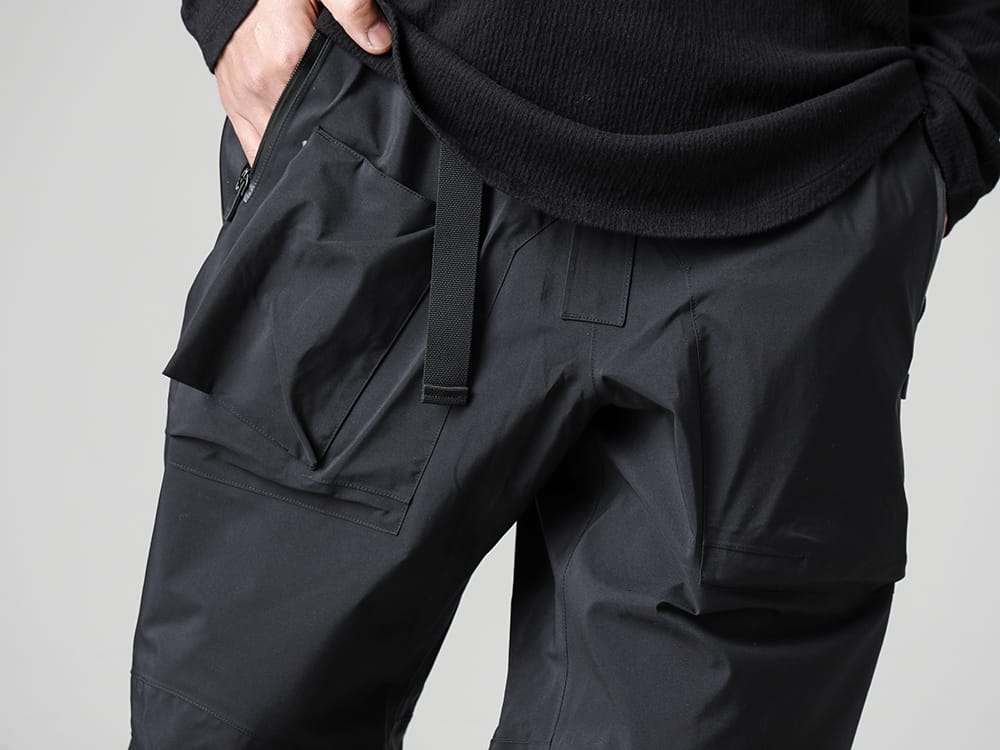 Maison MIHARAYASUHIRO - メゾン ミハラヤスヒロ ACRONYM - アクロニウム 2022-23AW スタイリング 見出し1 - P43-GT - Hard Shell Pants - A07FW703-Black - ウェイン ハイ- オリジナルソール キャンバス ハイトップ スニーカー Black 1-003