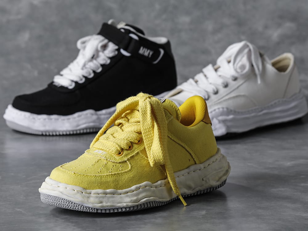 Maison MIHARAYASUHIRO - メゾン ミハラヤスヒロ RIPVANWINKLE - リップヴァンウィンクル 2022-23AW スタイリング 見出し2 -  rB-431-Deep-Black - ソリッド ジャージー ディープブラック - a08FW708-Yellow - ウェイン ロー- オリジナルソール ウォッシュド キャンバス ロートップ スニーカー Yellow