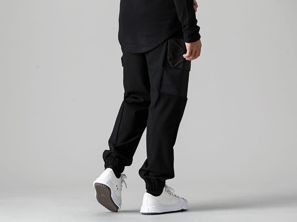 Maison MIHARAYASUHIRO - メゾン ミハラヤスヒロ White Mountaineering - ホワイトマウンテニアリング 2022-23AW スタイリング 見出し3 - bK2273404 - テック ヴィスコース ジョガーパンツ - a05FW702-White-classic - ハンク- オリジナルソール トゥカップ スニーカー ローカット キャンバス White3 3-003