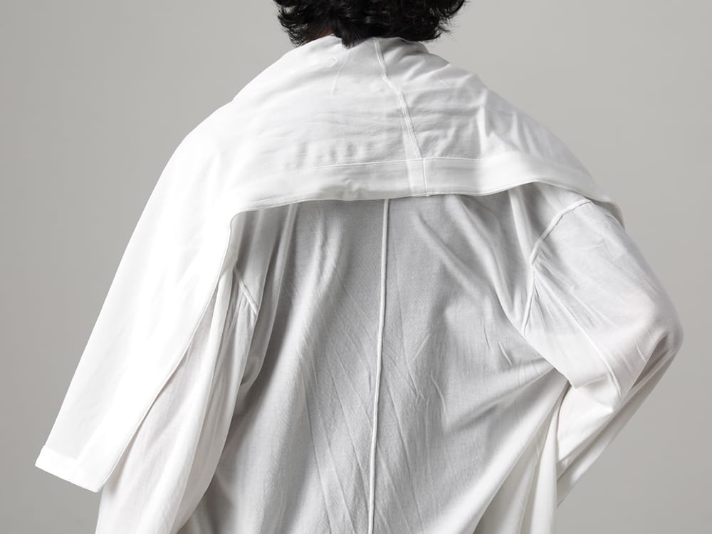 JULIUS 2023SS - The JULIUS 2023SS collection is now available! Sales have started both in-store and online! - 819SHM1-offwhite(Rayon/Cotton Cloth Drape shirt Off White) 819CUM5-gray(Cotton/Cupro Jersey Drape Neck Short Sleeve T-Shirt Gray) - 1-010