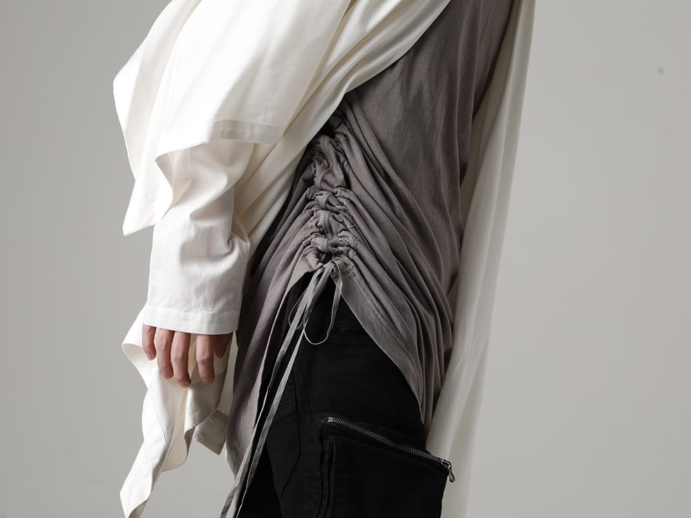 JULIUS 2023SS - The JULIUS 2023SS collection is now available! Sales have started both in-store and online! - 819CUM3-offwhite(Cotton/Cupro Jersey Drape Cardigan Off White) 819CUM4-gray(Cotton/Cupro Jersey Drawcord Short Sleeve T-Shirt Gray) - 2-009