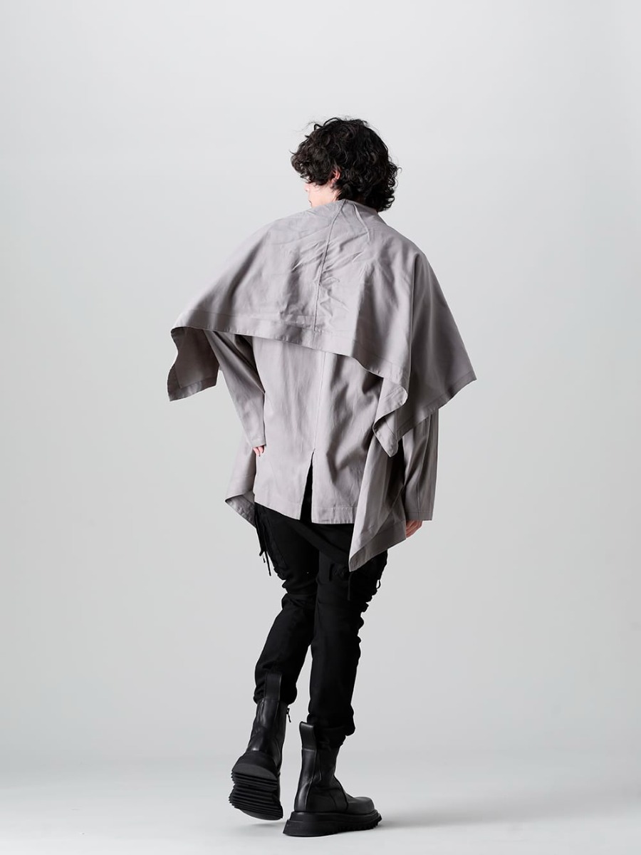 JULIUS 2023SS - The JULIUS 2023SS collection is now available! Sales have started both in-store and online! - 819CUM3-gray(Cotton/Cupro Jersey Drape Cardigan Gray) 819CUM4-black(Cotton/Cupro Jersey Drawcord Short Sleeve T-Shirt Black) - 2-012